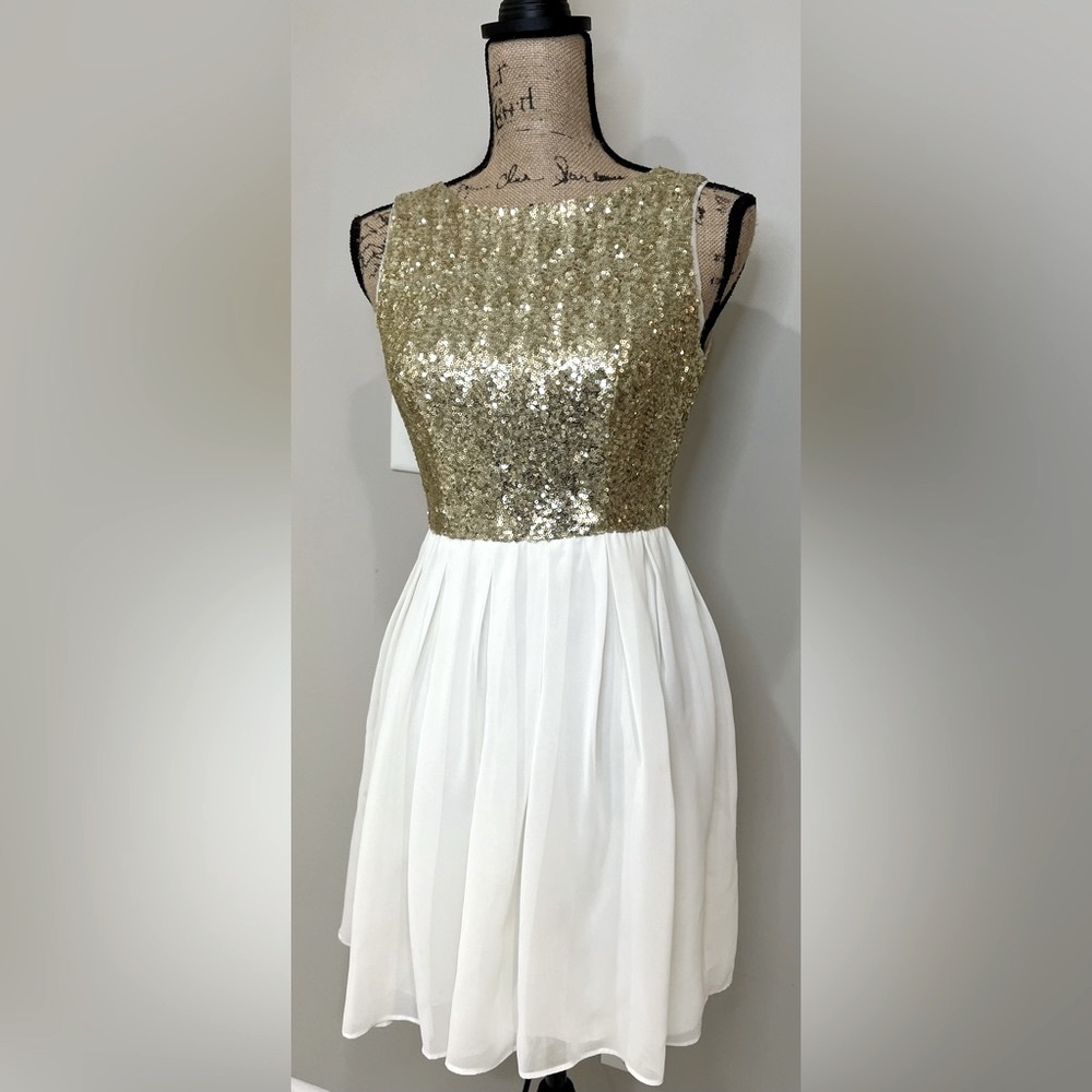 B. Darlin, Junior dress, size 5/6 , gold sequins ,sleeveless.